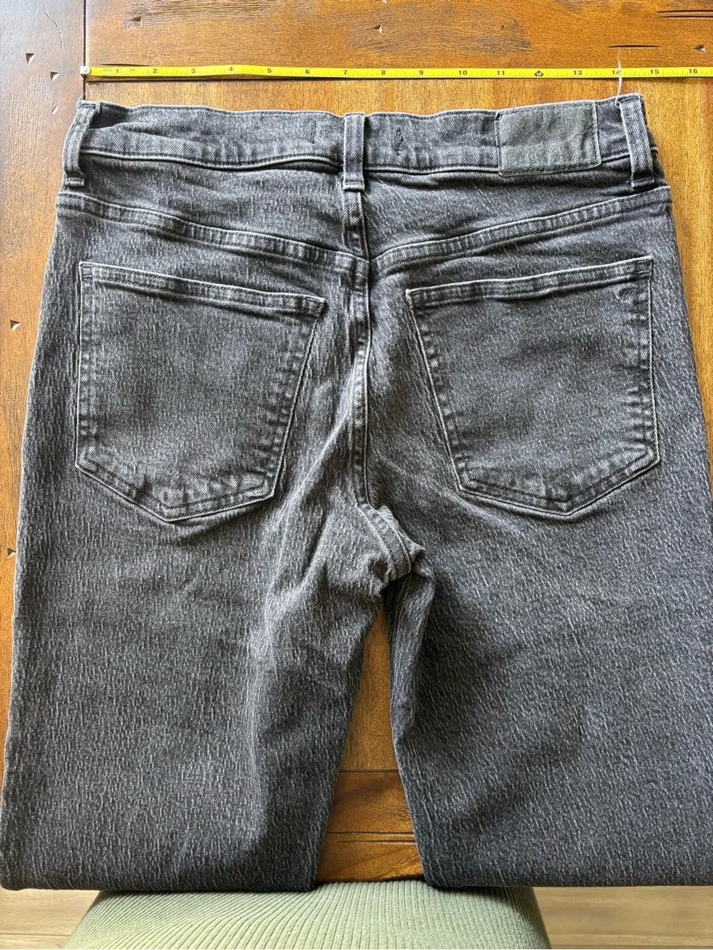 Madewell Mid-Rise '90s Straight Jeans Black Acid Marbled Wash Size 27 Cotton